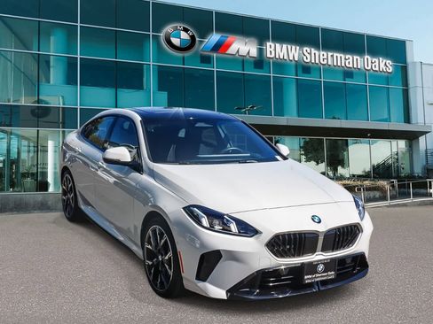 Used 2026 BMW 228i w/ Premium Package FWD image 3