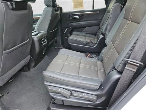 Used 2025 Chevrolet Tahoe High Country image 10