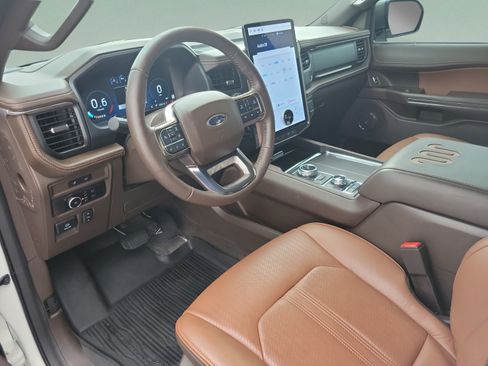 Used 2024 Ford Expedition King Ranch AWD/4WD image 21