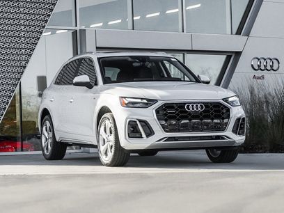 Certified 2025 Audi Q5 2.0T Premium Plus w/ Premium Plus Package