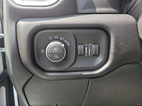 Used 2020 RAM 2500 Big Horn w/ Level 1 Equipment Group AWD/4WD image 13