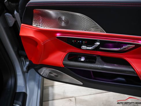 Used 2022 Mercedes-Benz SL 63 AMG 4MATIC w/ AMG Aerodynamic Package image 64