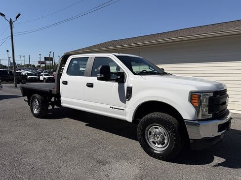 Used 2017 Ford F250 XL w/ Power Equipment Group image 2