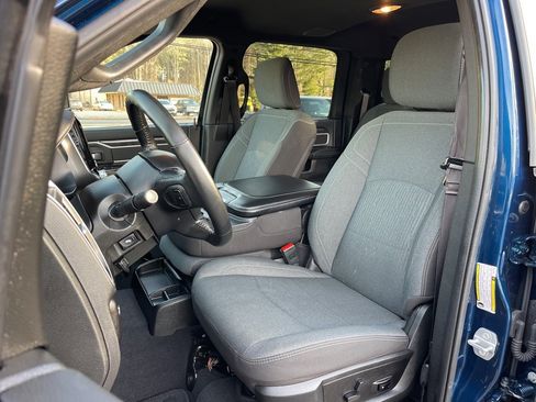 Used 2024 RAM 2500 Big Horn w/ Night Edition image 23