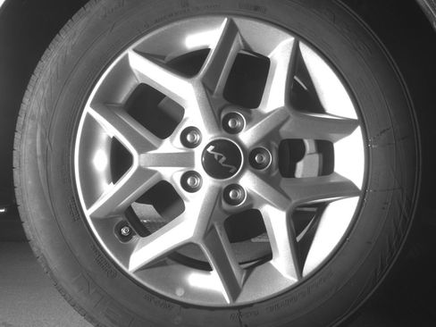 Used 2025 Kia Soul LX w/ LX Technology Package FWD image 13