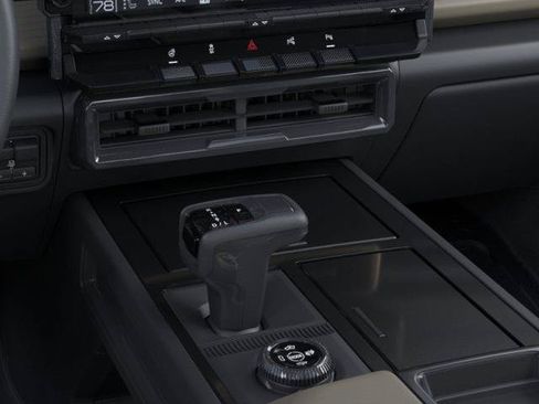 New 2026 GMC Hummer EV 4x4 Crew Cab image 23