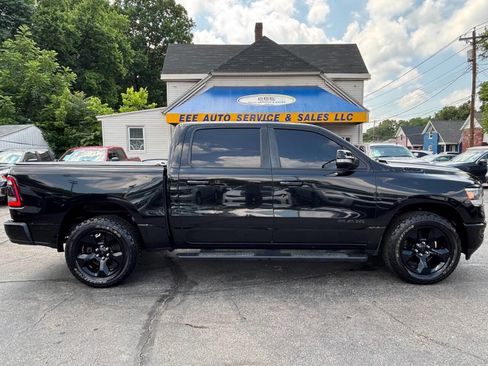 Used 2019 RAM 1500 Big Horn AWD/4WD image 1
