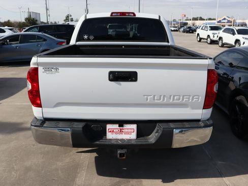 Used 2016 Toyota Tundra SR5 image 9