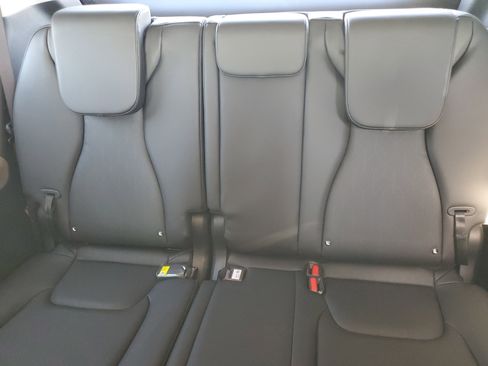 New 2026 Kia Carnival EX image 28