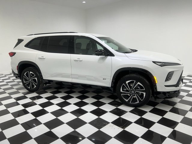 Certified 2025 Buick Enclave Sport Touring w/ Power Package FWD image 6