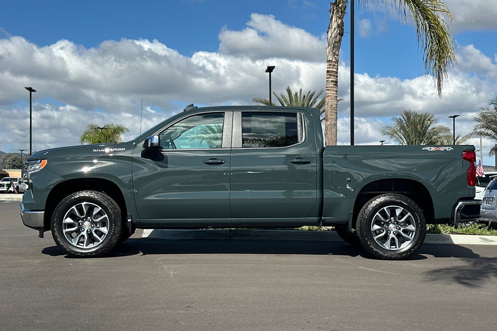 New 2026 Chevrolet Silverado 1500 LT w/ Safety Package AWD/4WD image 7