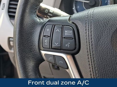 Used 2019 Toyota Sienna XLE w/ XLE Navigation Package AWD/4WD image 7