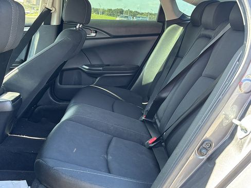 Used 2018 Honda Civic EX-T image 8
