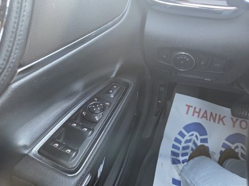 Used 2020 Lincoln Continental image 11