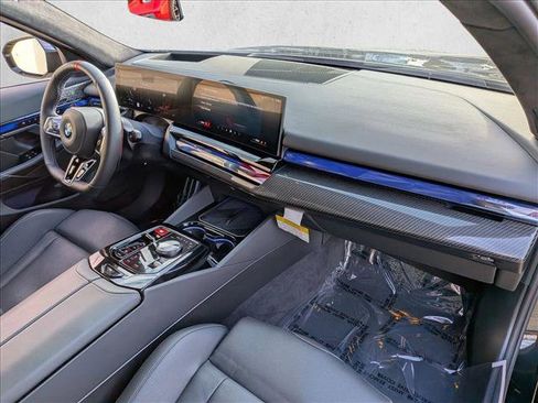 Used 2026 BMW M5 w/ Carbon Package AWD/4WD image 22