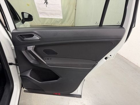 Used 2021 Volkswagen Tiguan S FWD image 13