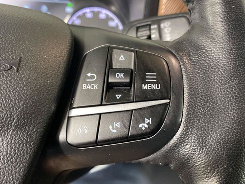 Used 2022 Ford Maverick Lariat w/ Lariat Luxury Package FWD image 12