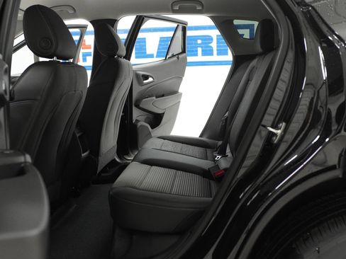 New 2026 Chevrolet Trax LT w/ LT Convenience Package image 32