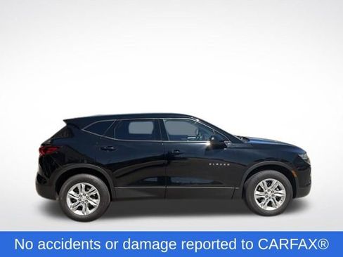 Used 2022 Chevrolet Blazer LT FWD image 2