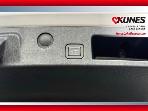 New 2026 GMC Terrain Elevation w/ Elevation Premium Package image 22