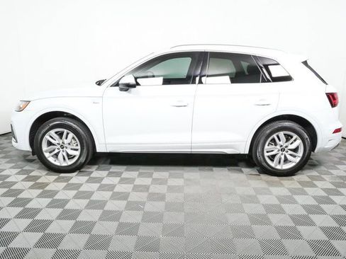 Used 2023 Audi Q5 2.0T Premium w/ Convenience Package AWD/4WD image 30