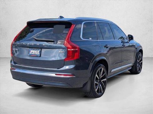 Used 2024 Volvo XC90 B5 Plus w/ Protection Package Premier AWD/4WD image 5