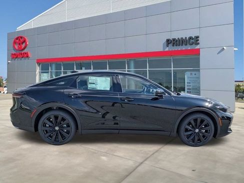 New 2026 Toyota Crown AWD/4WD image 3