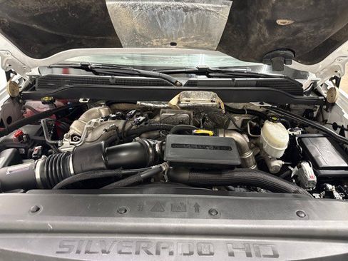 Used 2018 Chevrolet Silverado 3500 W/T AWD/4WD image 41