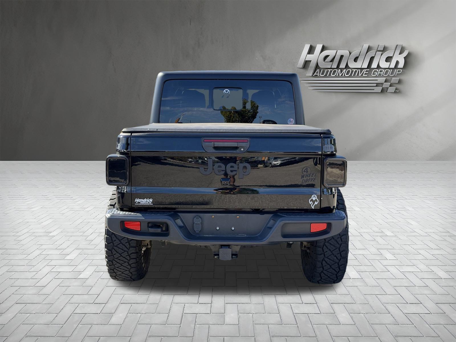 Used 2022 Jeep Gladiator Sport AWD/4WD image 8
