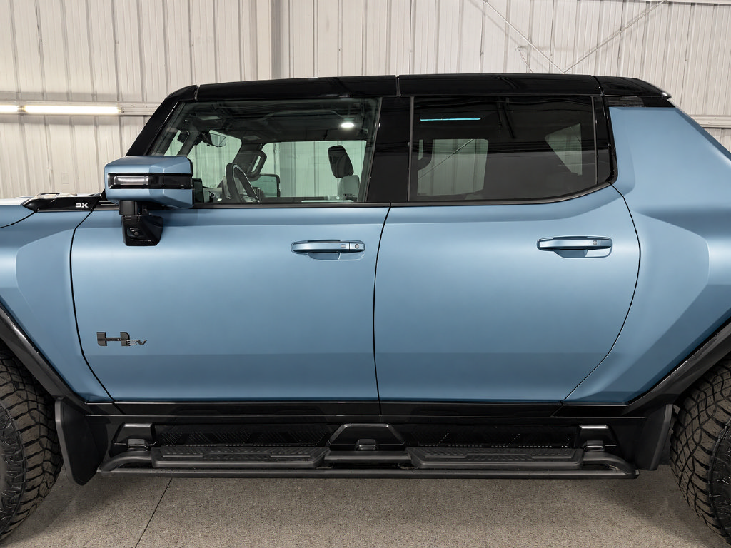 Used 2024 GMC Hummer EV 3X w/ Omega Edition AWD/4WD image 14