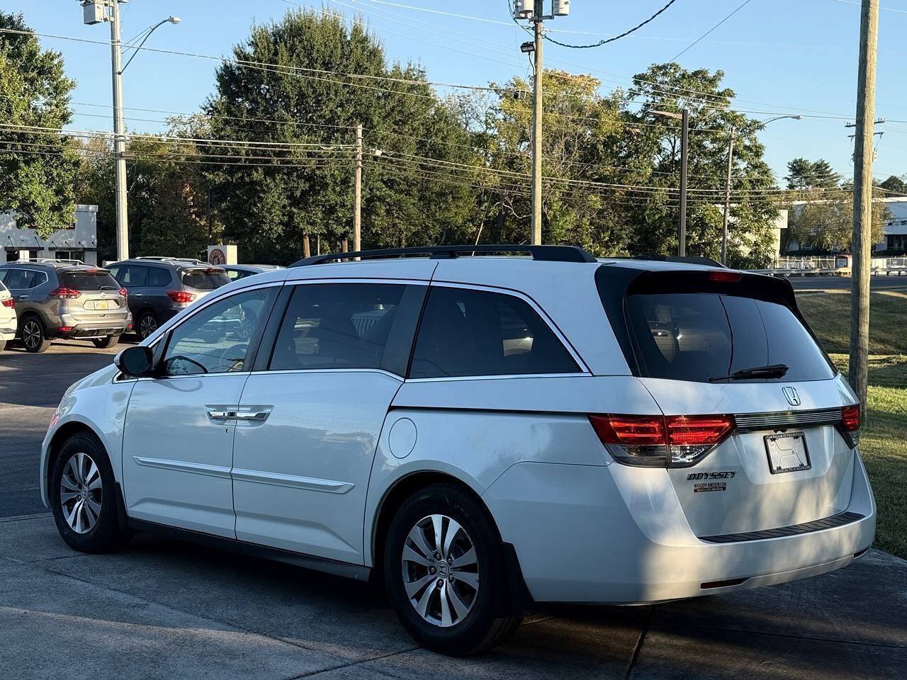 Used 2016 Honda Odyssey EX-L image 3