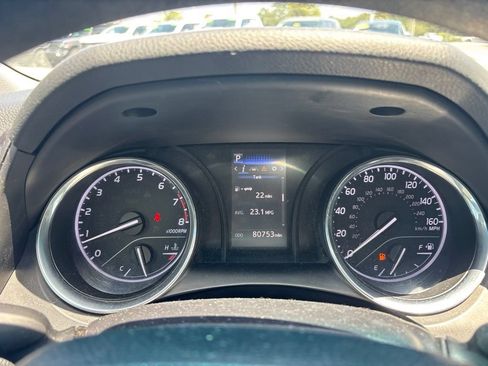 Used 2019 Toyota Camry LE FWD image 15