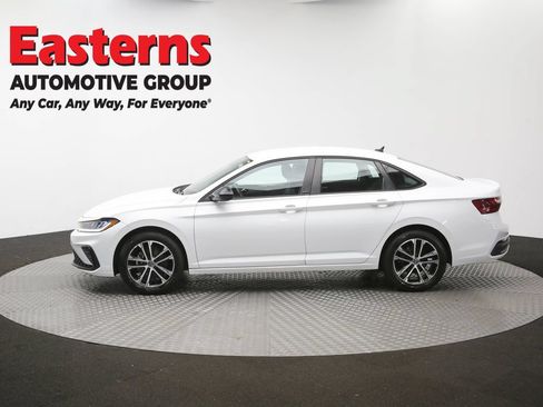 Used 2025 Volkswagen Jetta Sport FWD image 58