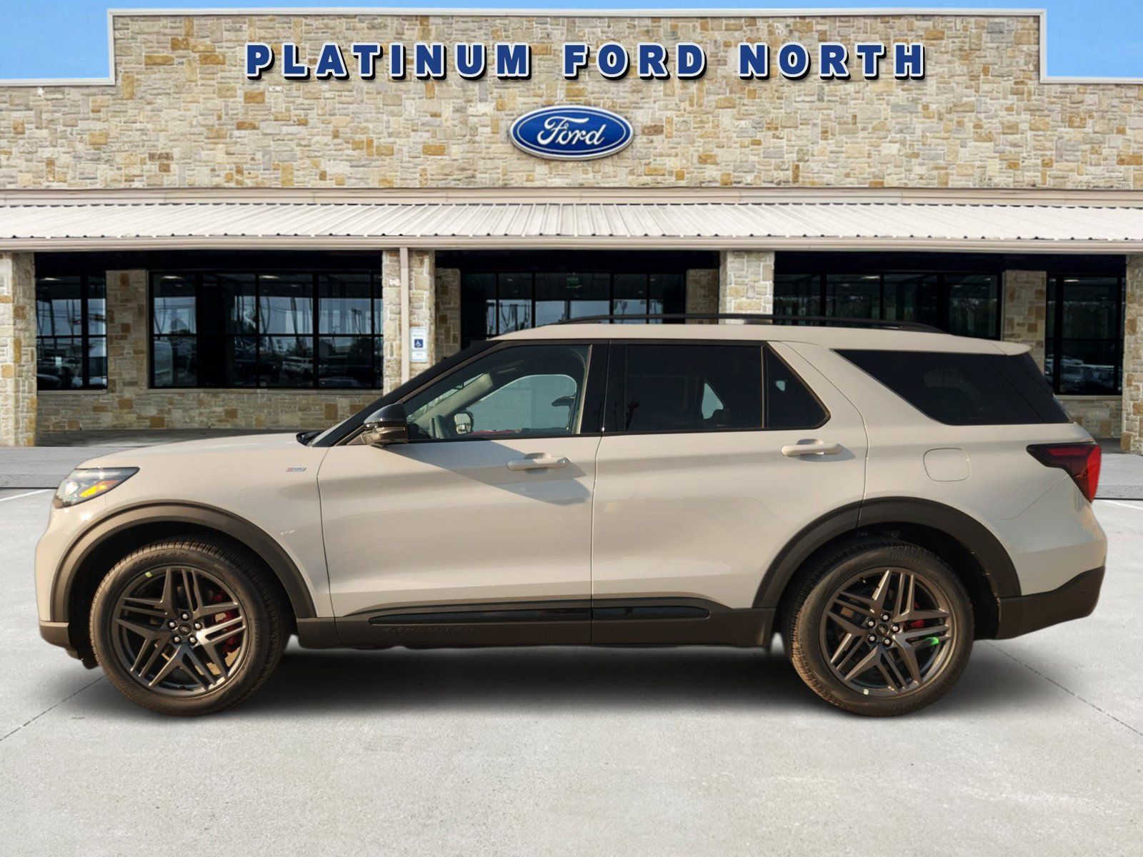 New 2027 Ford Explorer ST-Line w/ Premium Package RWD image 3