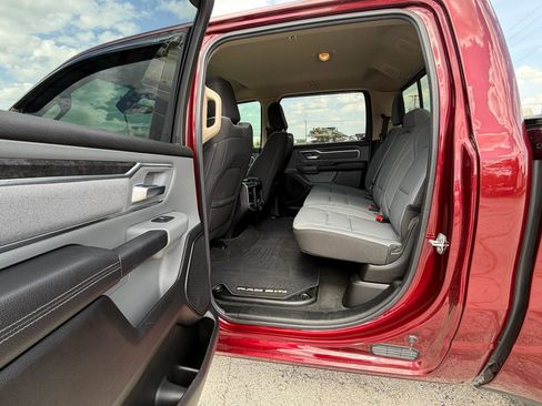 Used 2019 RAM 1500 Big Horn AWD/4WD image 15
