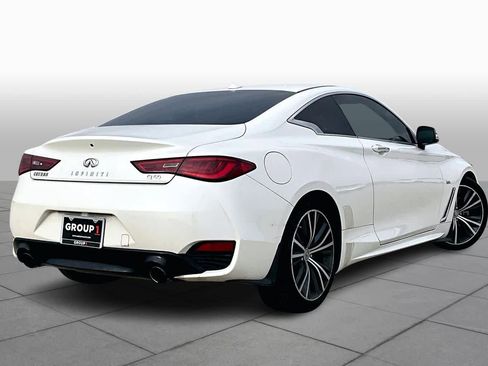 Used 2017 INFINITI Q60 w/ Cargo Package image 11