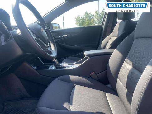 Used 2025 Chevrolet Malibu LT FWD image 28