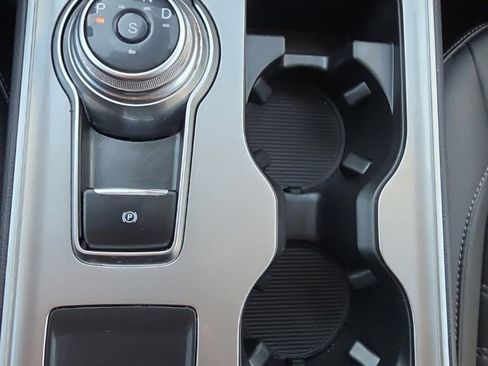 Certified 2024 Ford Edge SEL w/ Convenience Package image 22