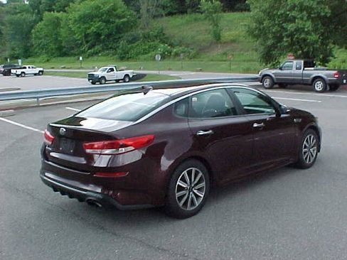 Used 2019 Kia Optima LX w/ LX 17" Wheel Package FWD image 9