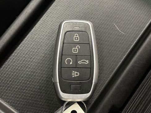 Used 2022 Honda Odyssey EX-L image 32