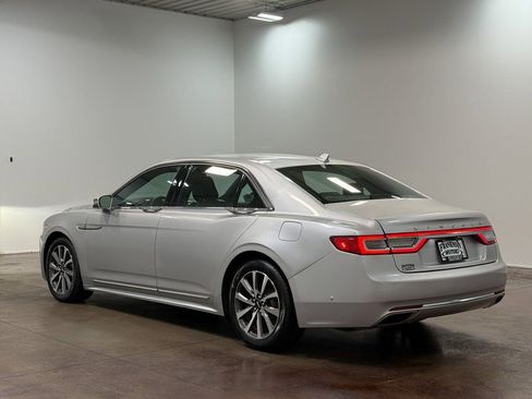 Used 2019 Lincoln Continental Premiere image 27