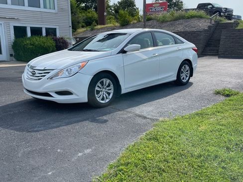 Used 2013 Hyundai Sonata GLS FWD image 1