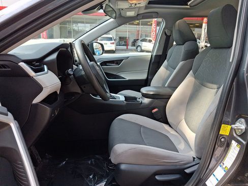 Used 2019 Toyota RAV4 XLE w/ All Weather Liner Package AWD/4WD image 14