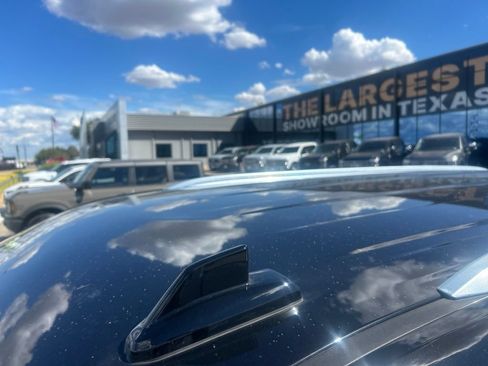 Used 2021 Chevrolet Tahoe Premier RWD image 6