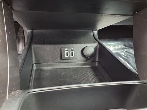 Used 2019 Ford Fusion SE image 19