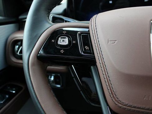 New 2026 Lincoln Aviator Reserve image 29