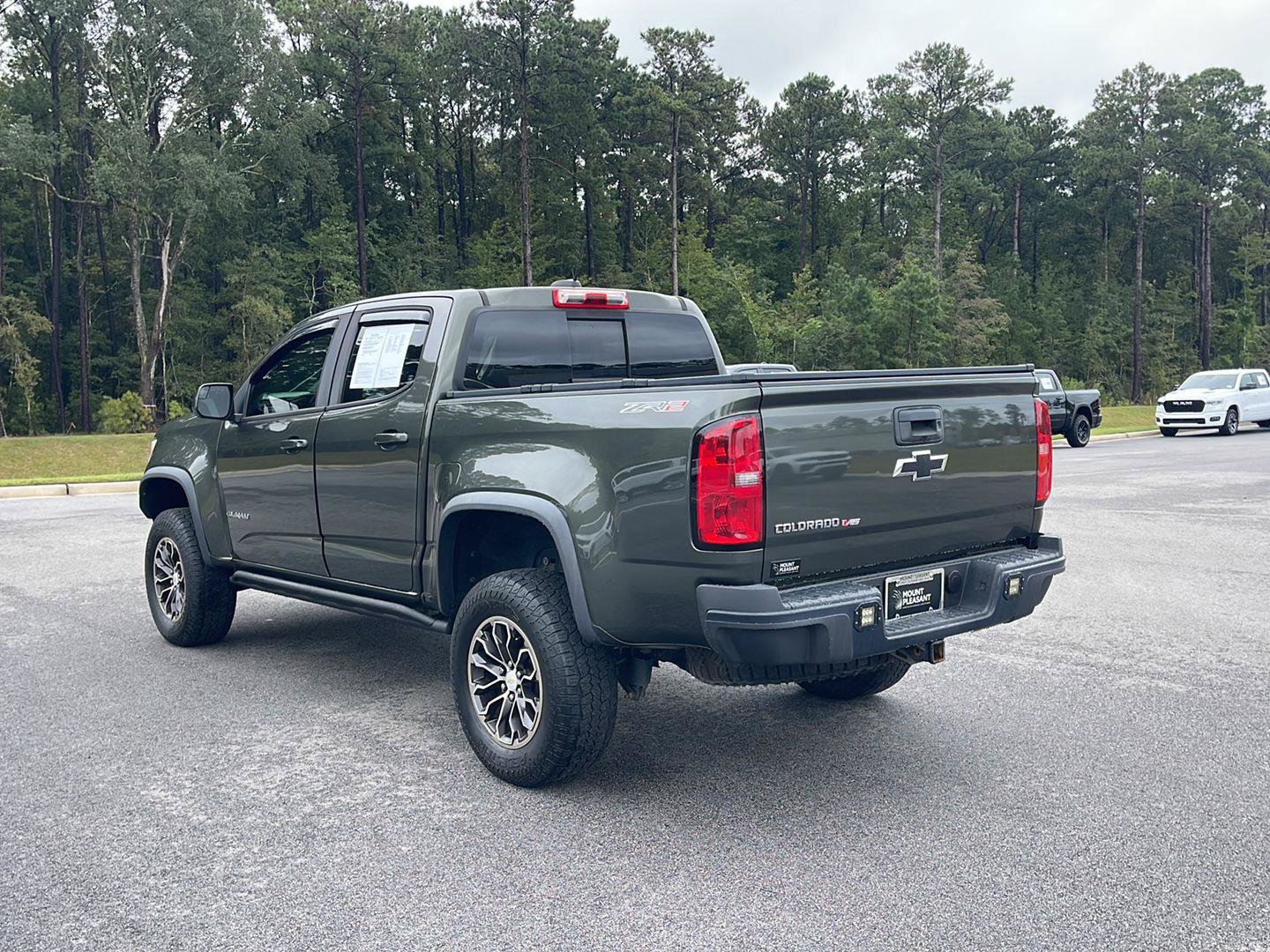 Used 2017 Chevrolet Colorado ZR2 w/ LPO, Premium Interior Package AWD/4WD image 5