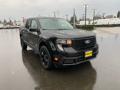 New 2026 Ford Maverick XLT w/ Equipment Group 301A image 8