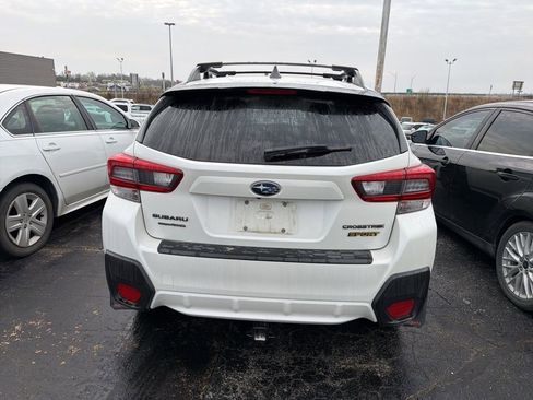 Used 2021 Subaru Crosstrek 2.5i Sport w/ Moonroof Package image 3