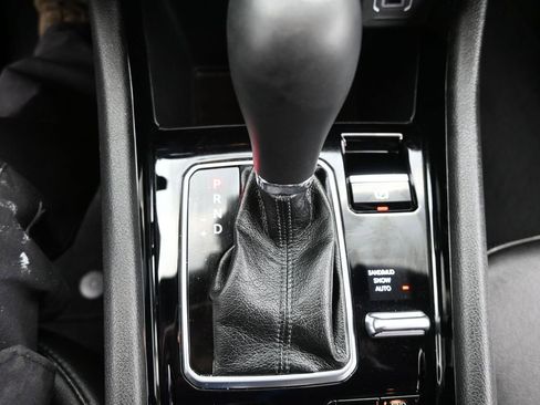 Used 2024 Jeep Compass Limited image 21